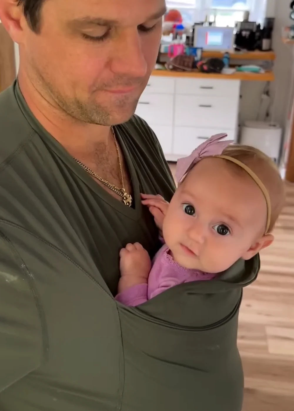 Babino T-shirt With Baby Hood